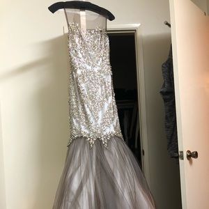 NEW Terani dress size 4